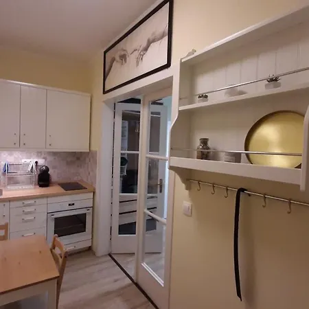 Mhc Apartment *